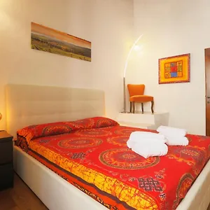 https://apt-mantellini.it-tuscanyhotel.com