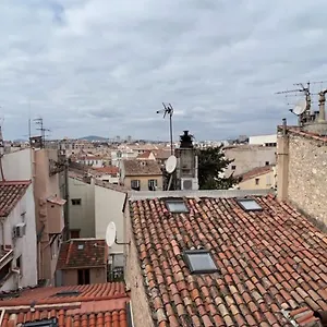 https://apartment-with-mediterranean-charm-in-the-heart-of-the.fr-provencehotel.com