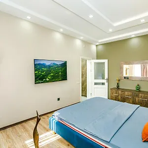 Little Gem In The Old - One Bedroom Баку