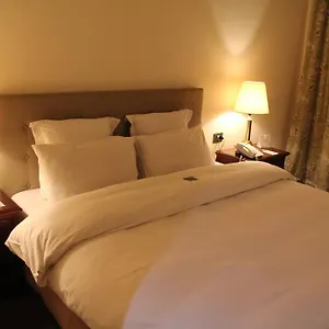 napoleon-hotel-beirut.beiruthotelsdirect.com/